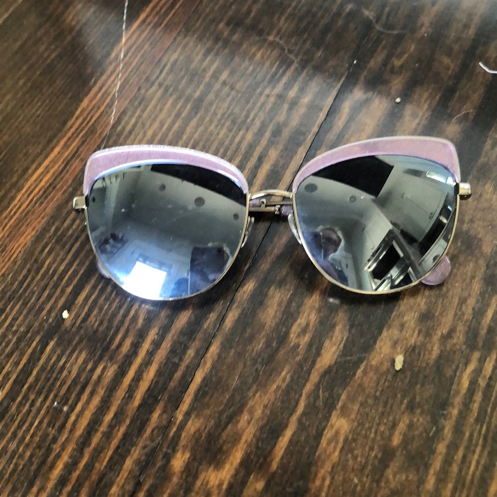 Diff Eyewear purple glasses